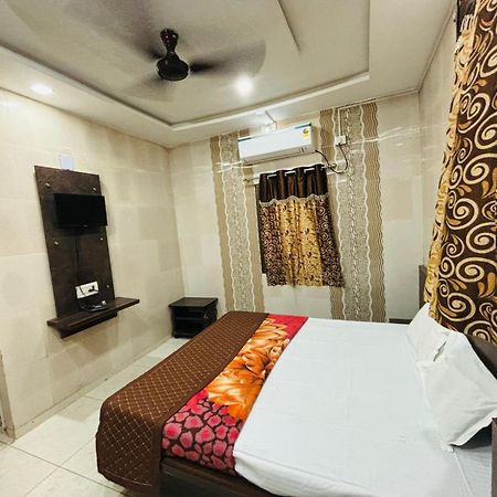 Hotel Shree Nath - 200 Meters From Dwarkadhish Temple Luaran gambar