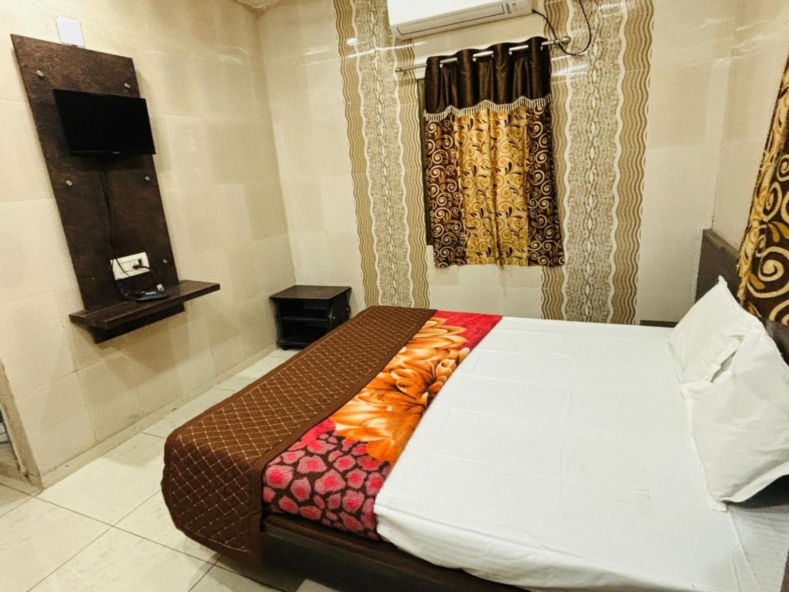 Hotel Shree Nath - 200 Meters From Dwarkadhish Temple Luaran gambar