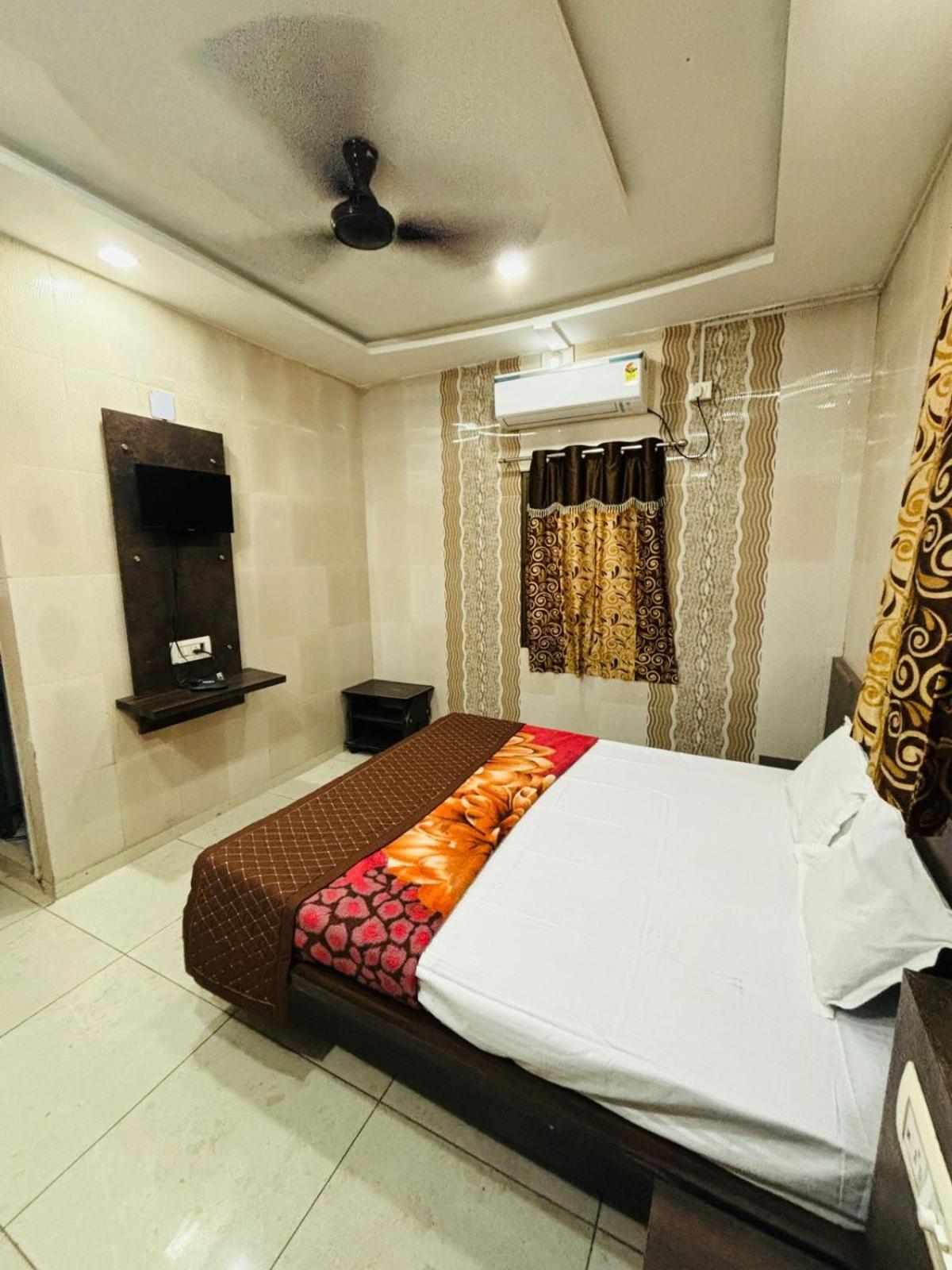 Hotel Shree Nath - 200 Meters From Dwarkadhish Temple Luaran gambar